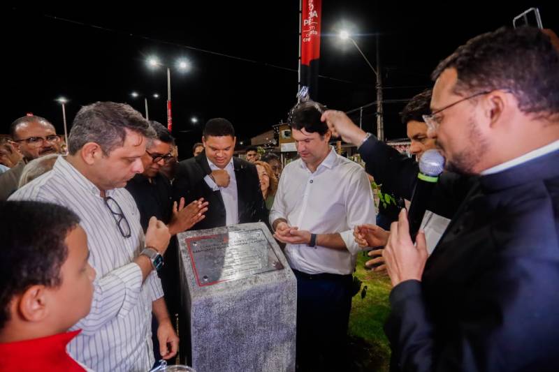 inaugura largo penha 151026