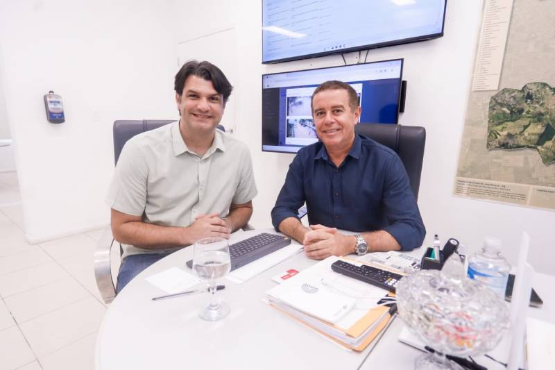leo bezerra e joao almeida