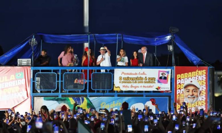lula aniversario 1 271026