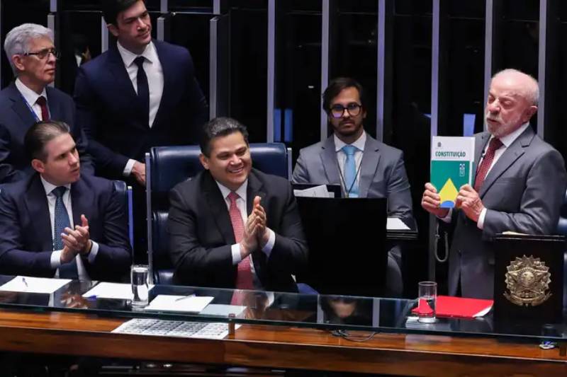 lula promulga fim 6x1 1