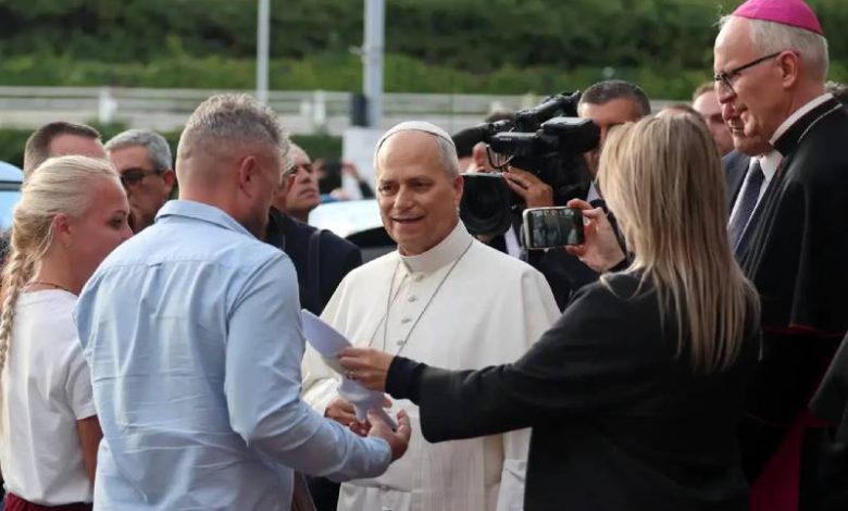 Papa Leão XIV retorna ao Vaticano quatro dias após cirurgia de câncer 1 papa leao volta vaticano 171026