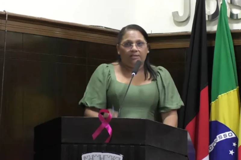 Vanilda Honório assume Prefeitura de Areia e promete continuidade à gestão de Sílvia Cunha Lima 13 posse vanilda honorio areia 211026