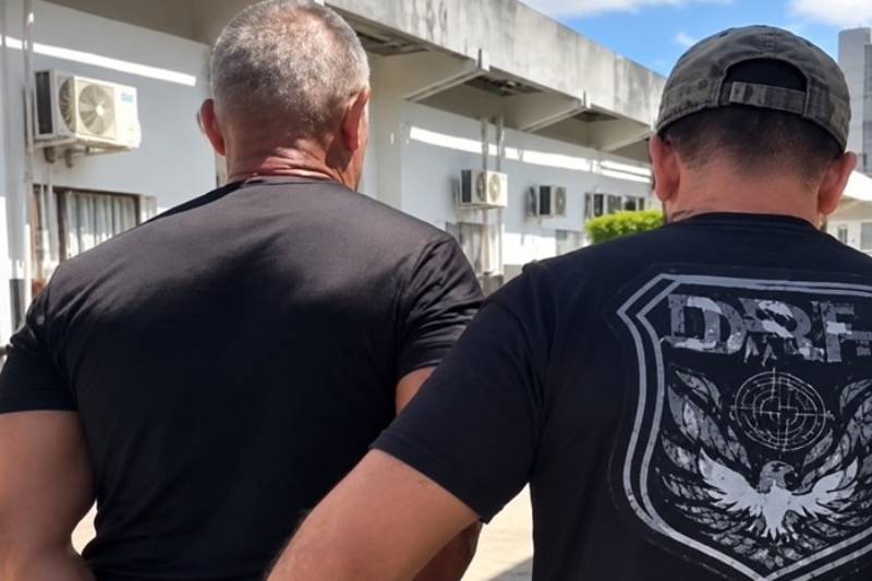 Mulher relata agressão durante ato pró-Lula às margens do Açude Velho, em Campina Grande 28 prisao agressao cg 241026