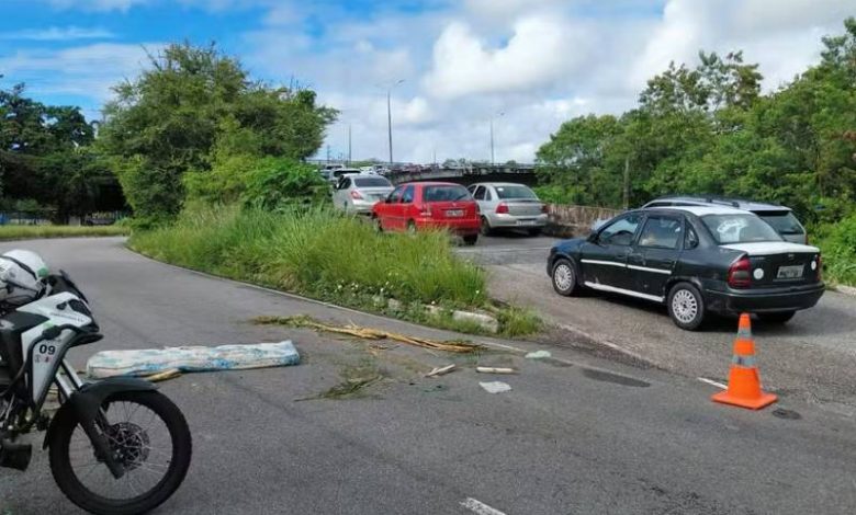 queda poste jpa 011026
