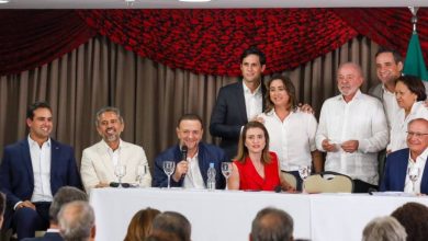 reuniao lucas lula 051026