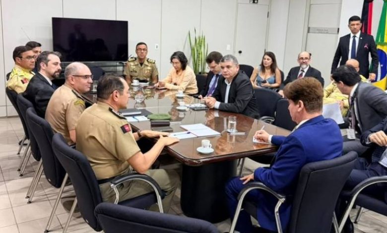 Segurança avalia primeiro turno e alinha planejamento para o pleito de 25 de outubro durante reunião no TRE-PB 1 reuniao seguranca tre pb 161026