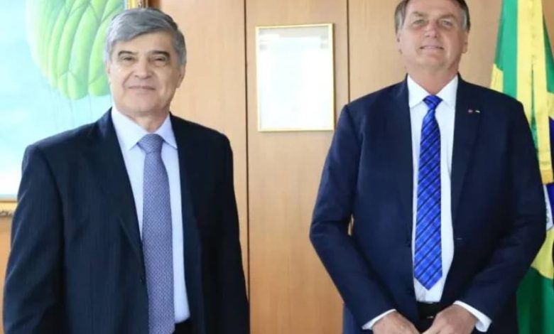 Wellington Roberto apaga publicação em que declarou apoio a Flávio Bolsonaro após derrota para Lula 1 wellington roberto e jair bolsonaro